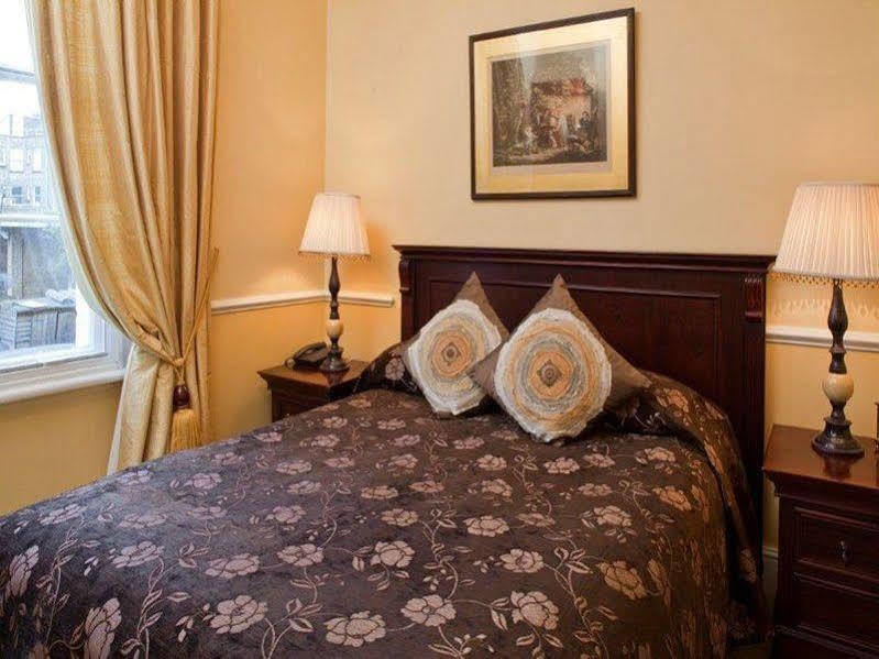Lord Milner Hotel London Bagian luar foto
