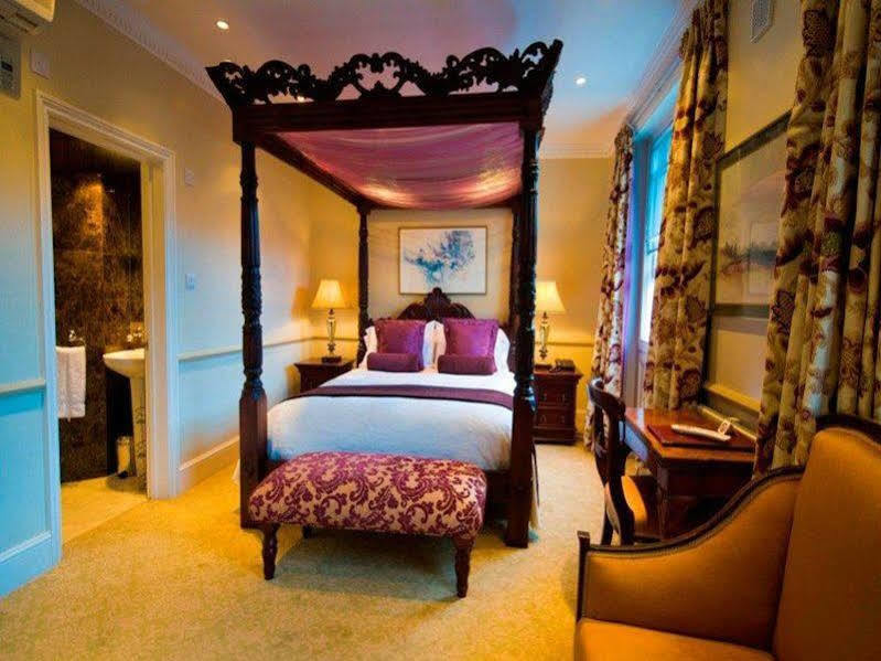 Lord Milner Hotel London Bagian luar foto