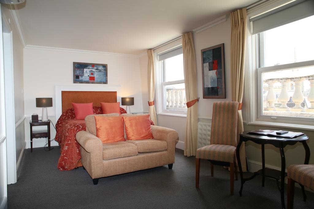 Lord Milner Hotel London Bagian luar foto