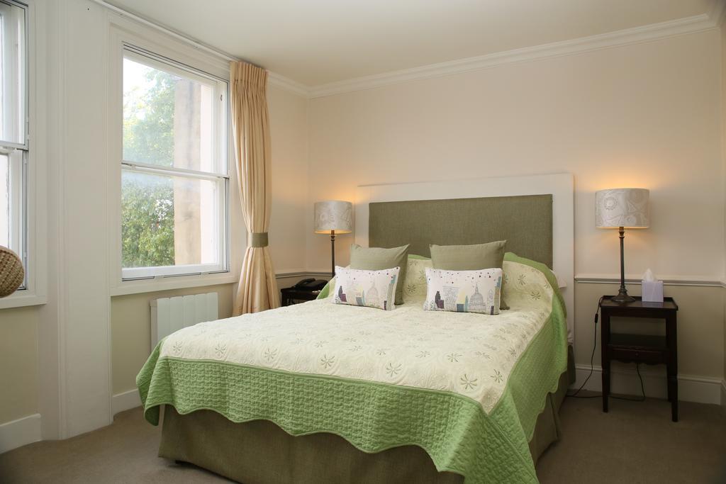 Lord Milner Hotel London Bagian luar foto